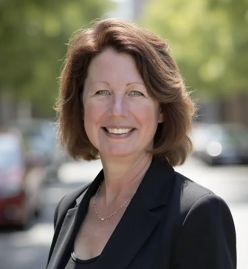 Photo of Gail Gonos